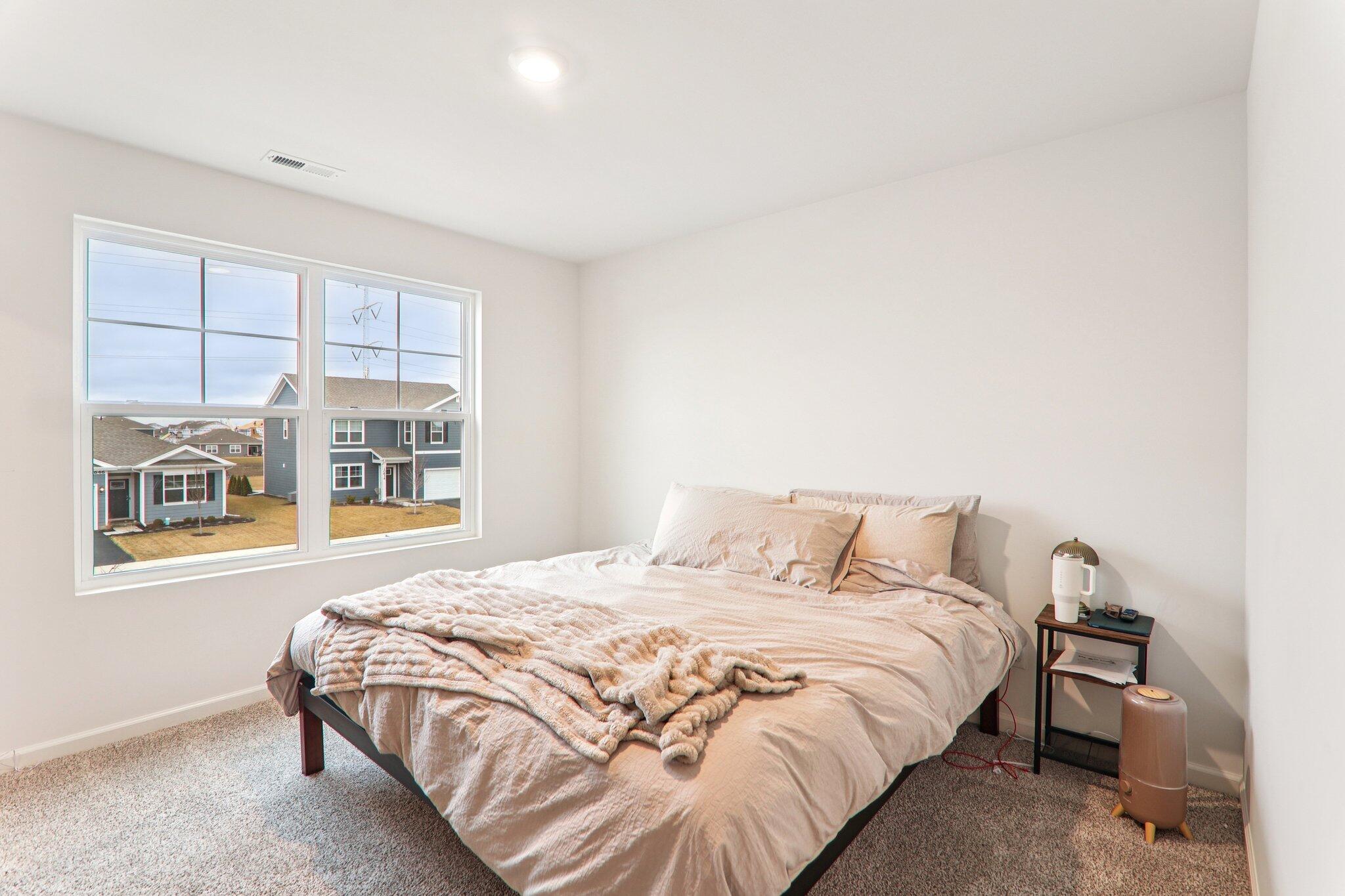 10651 Whitney Place Crown Point, IN 46307 - Photo 14 of 22 2048x1365