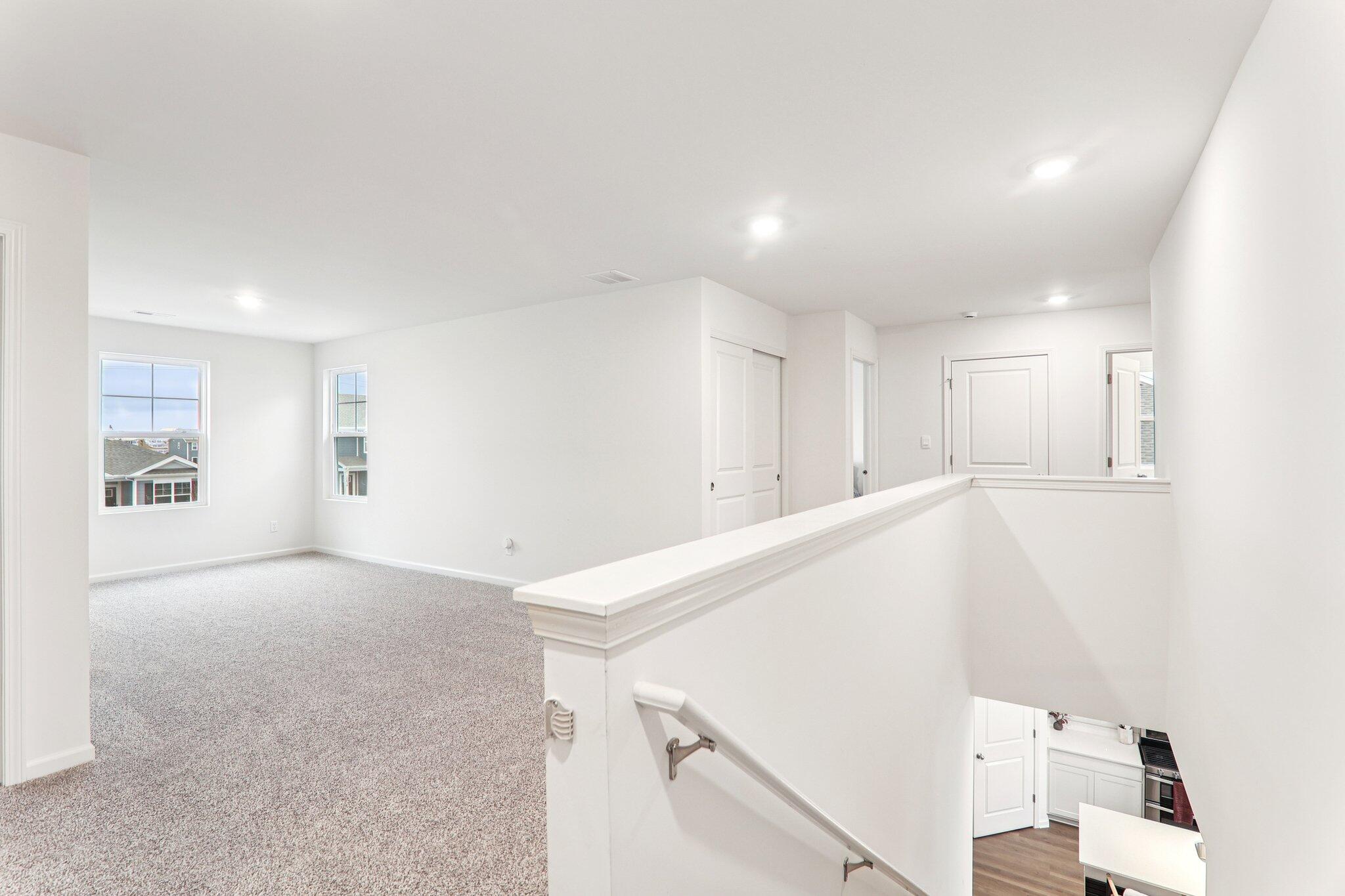 10651 Whitney Place Crown Point, IN 46307 - Photo 19 of 22 2048x1365