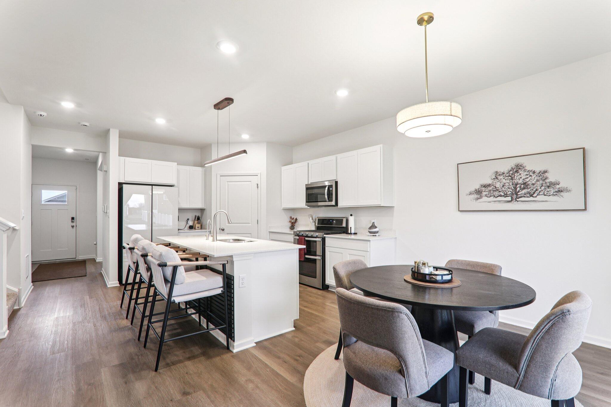 10651 Whitney Place Crown Point, IN 46307 - Photo 10 of 22 2048x1365