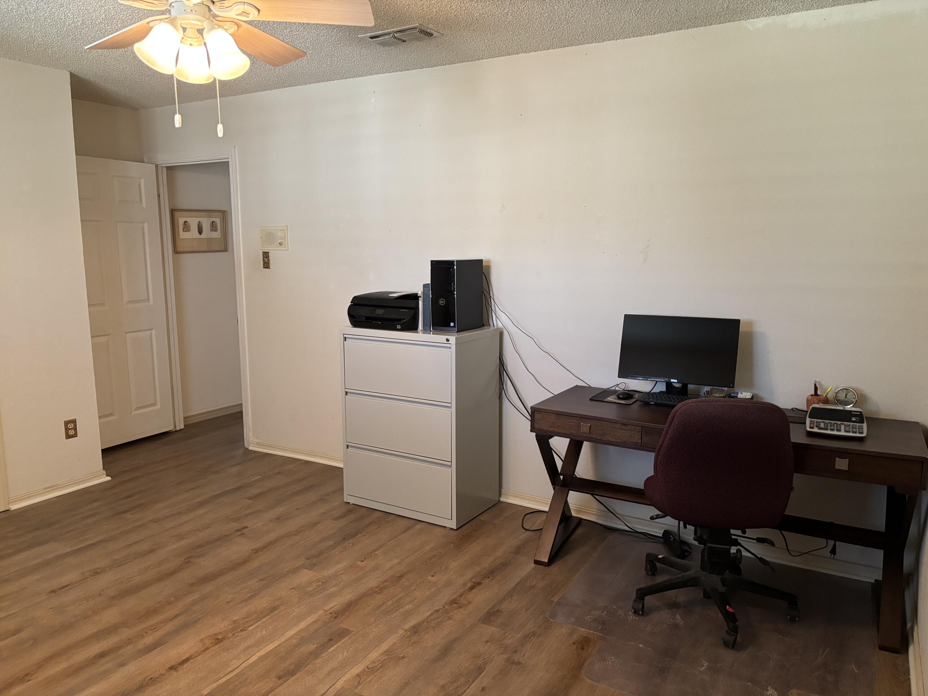 5504 69th Street Lubbock, TX 79424 - Photo 31 of 35 IMG_3800