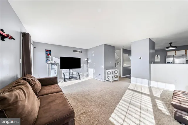 $250,000 | 212 Charring Cross Drive, Dover, DE 19904