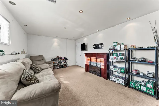 $250,000 | 212 Charring Cross Drive, Dover, DE 19904