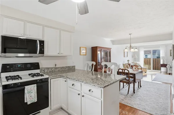 $224,900 | 18 Hanna Lane, Webster, NY 14580