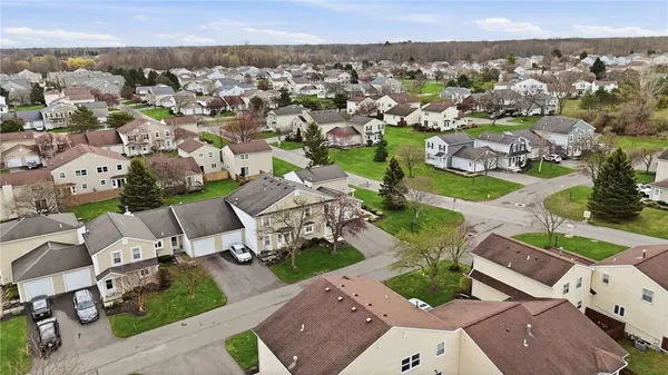 $224,900 | 18 Hanna Lane, Webster, NY 14580