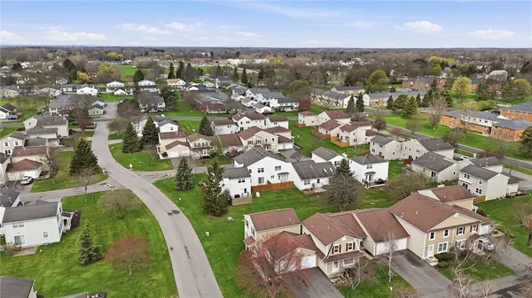 $224,900 | 18 Hanna Lane, Webster, NY 14580