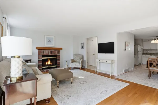 $224,900 | 18 Hanna Lane, Webster, NY 14580