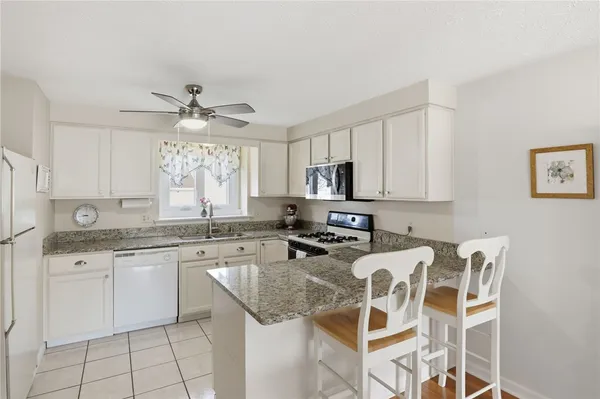 $224,900 | 18 Hanna Lane, Webster, NY 14580