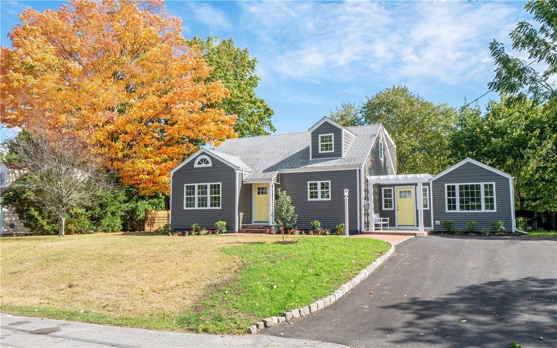 36 Friendly Road East Greenwich, RI 02818 - Photo 2 of 50 Gallery Image 2