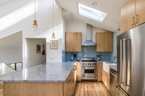 $2,195,000 | 268 Fresh Pond Road, Amagansett, NY 11930