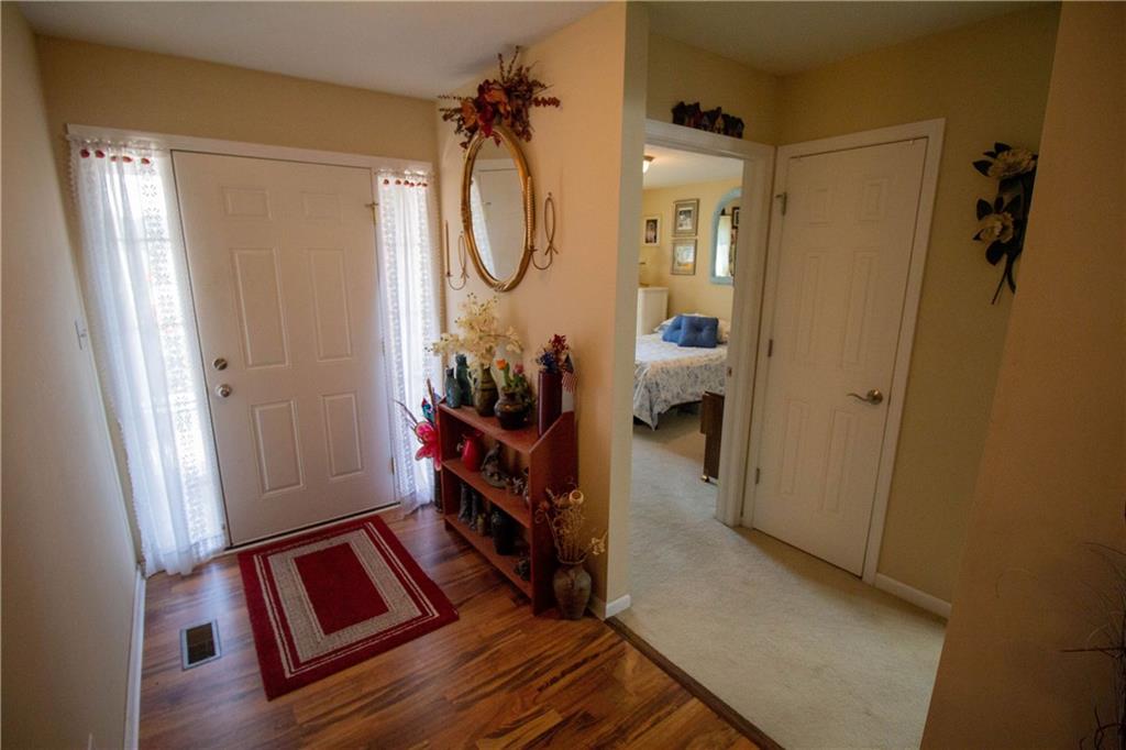 6072 Stratton Court Columbus, IN 47203 - Photo 4 of 17 Gallery Image 4