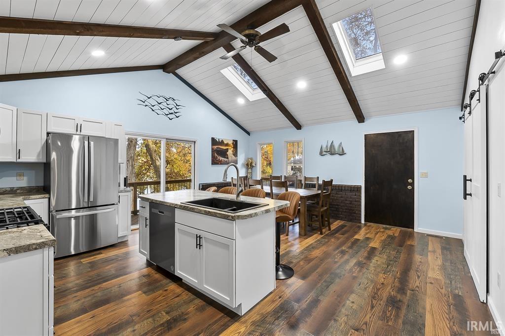 8652 East Koher Road South Syracuse, IN 46567 - Photo 7 of 33