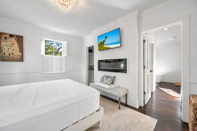 $5,500 | 216 West Carolina Avenue, Summerville, SC 29483