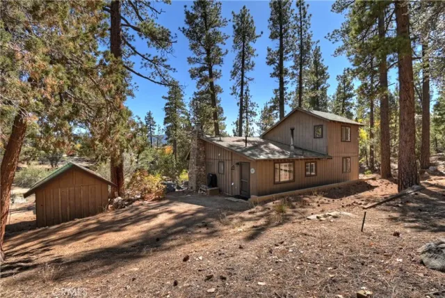 $359,000 | 29 Lakeview Drive, Big Bear Lake, CA 92315