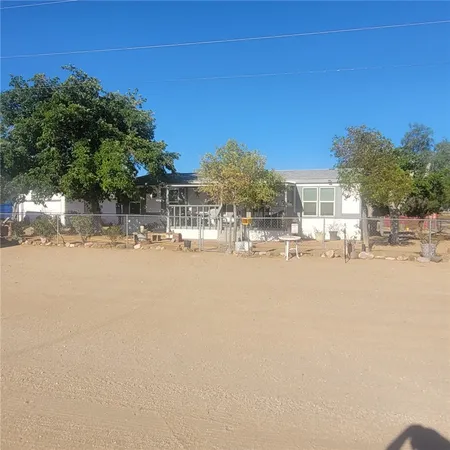 $304,900 | 5182 Cordes Road, Golden Valley, AZ 86413