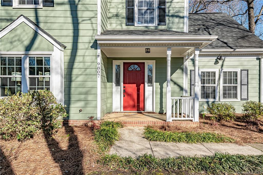 9807 Deer Spring Lane Charlotte, NC 28210 - Photo 2 of 31