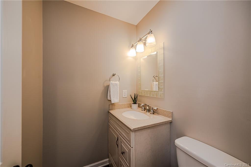 9807 Deer Spring Lane Charlotte, NC 28210 - Photo 17 of 31