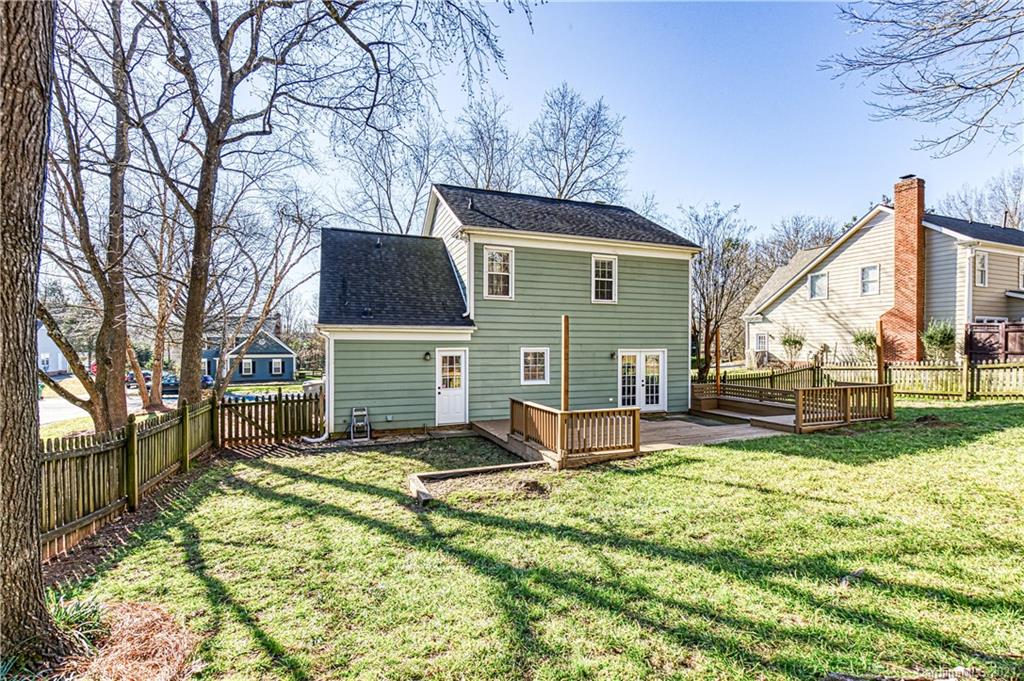 9807 Deer Spring Lane Charlotte, NC 28210 - Photo 29 of 31