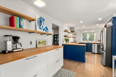 $859,000 | 29 Denton Terrace, Boston, MA 02131