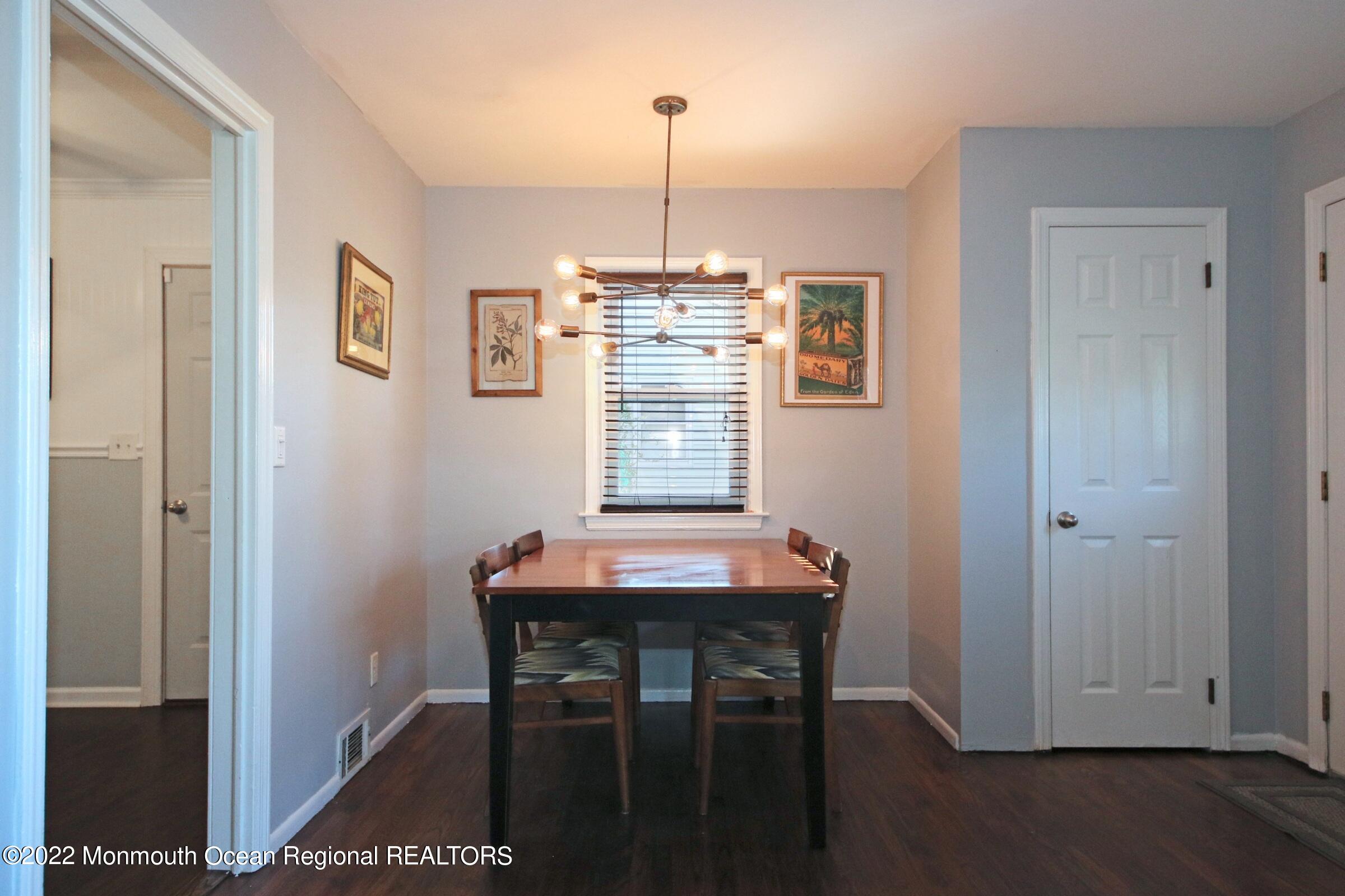 18 Crestview Drive Middletown, NJ 07748 - Photo 11 of 20 a dining room with window