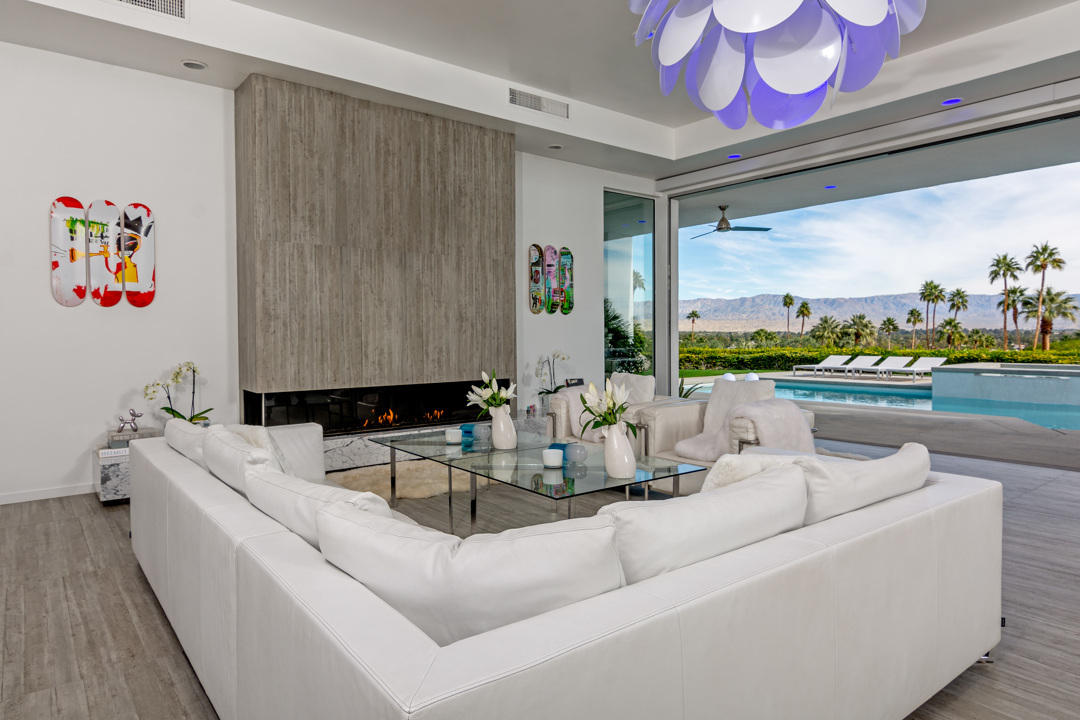 70288 Pecos Road Rancho Mirage, CA 92270 - Photo 16 of 76 a living room with furniture