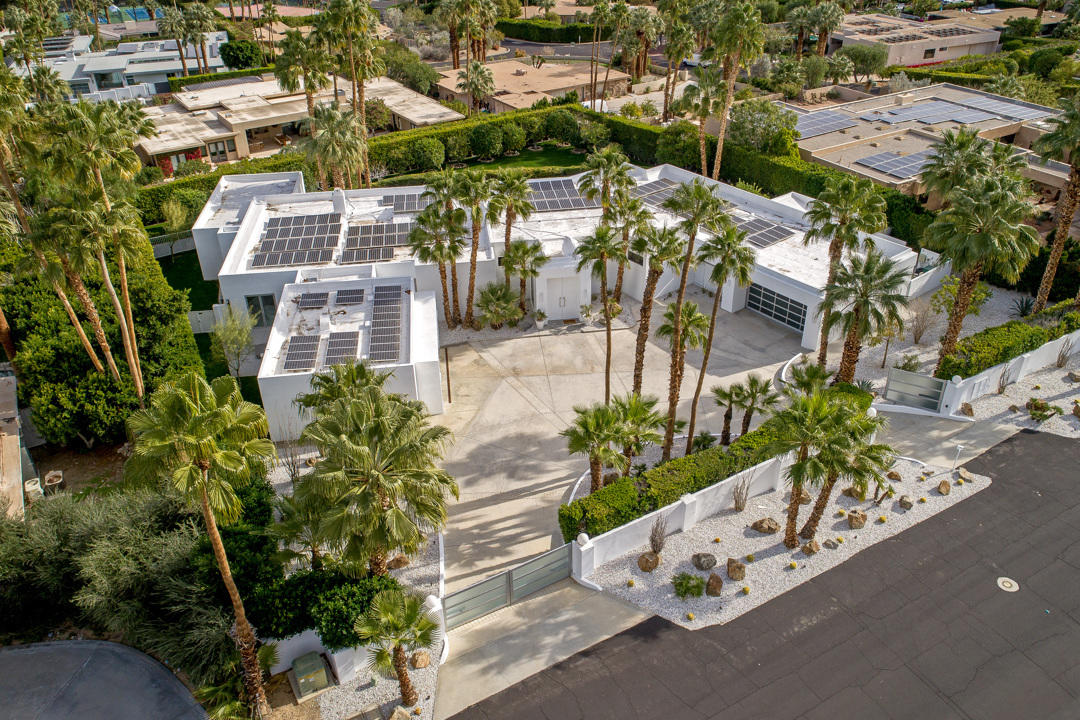 70288 Pecos Road Rancho Mirage, CA 92270 - Photo 19 of 76 an aerial view of multiple house