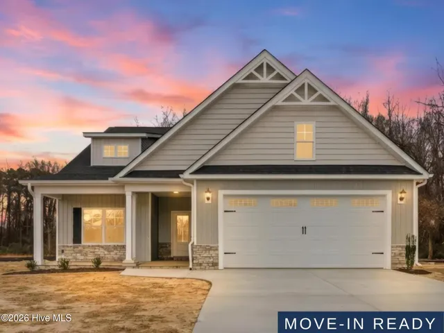 $363,486 | 402 Creeks Edge Drive, Pikeville, NC 27863