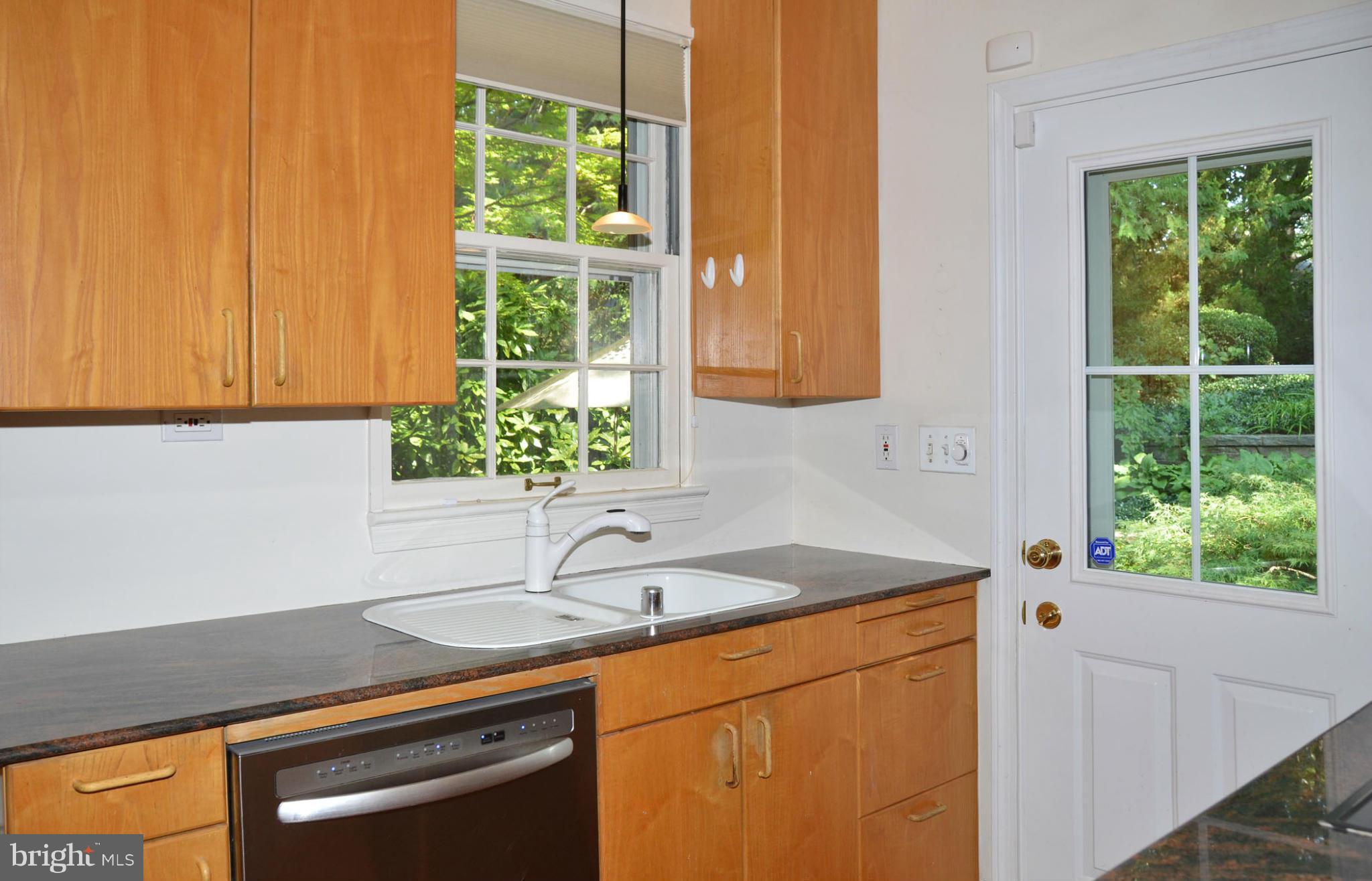 5919 Ramsgate Road Bethesda, MD 20816 - Photo 14 of 30 Kitchen