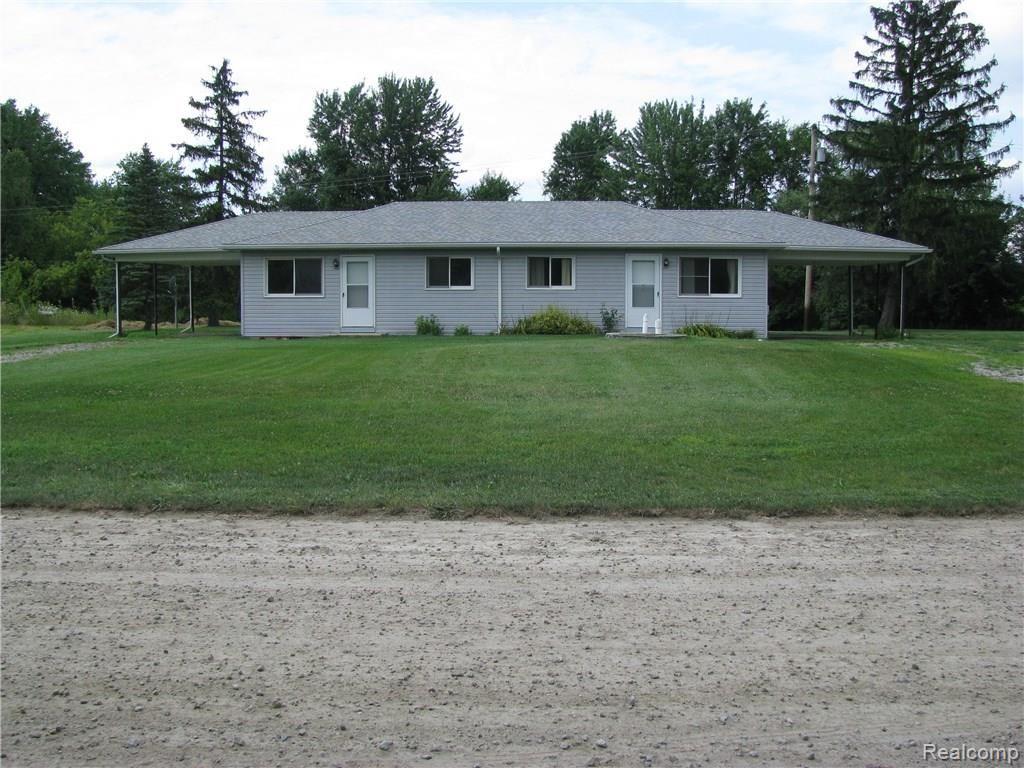 5122 Ohara Road Carleton, MI 48117 - Photo 1 of 53 IMG_6375.JPG