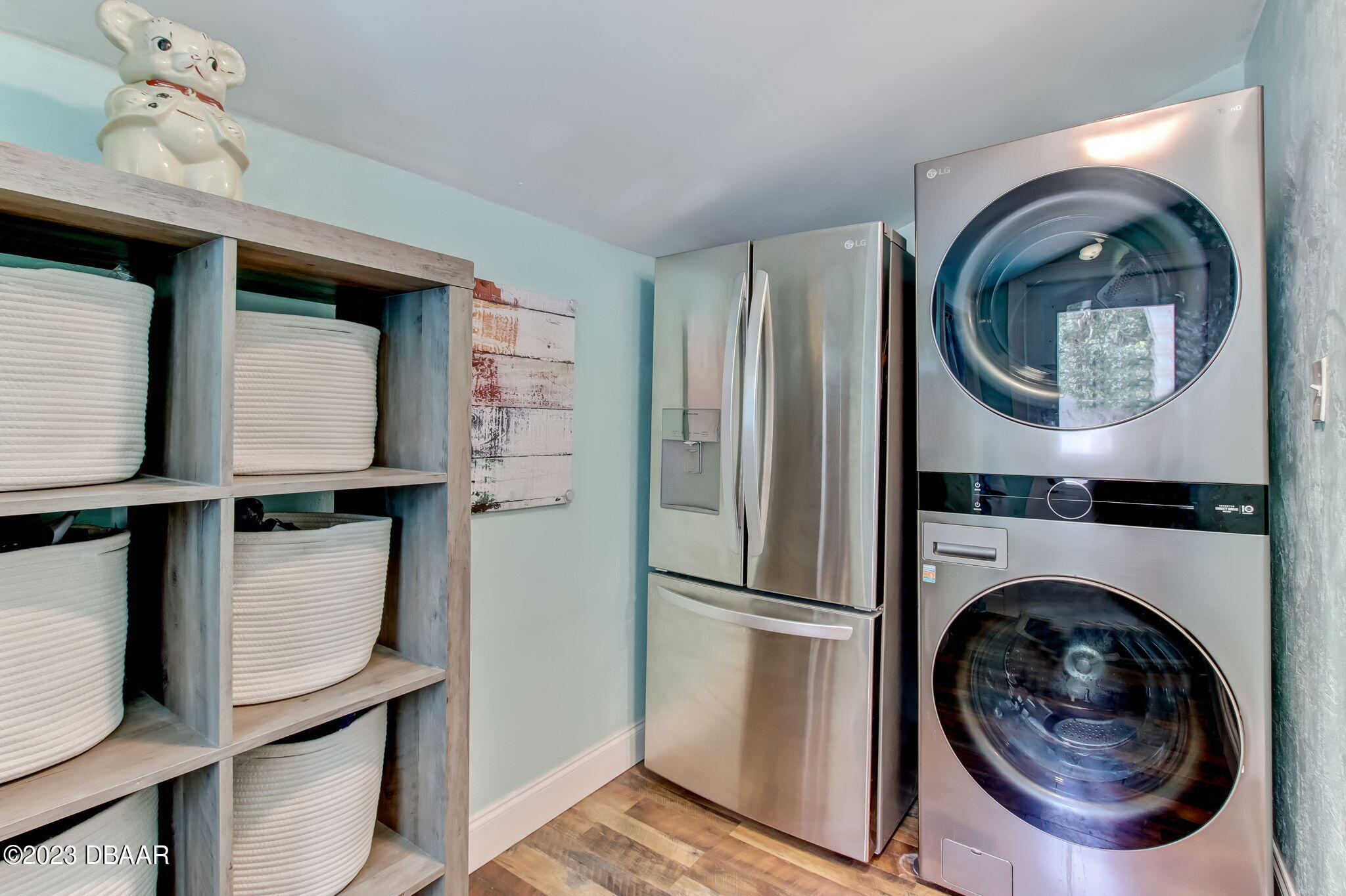 827 South Beach Street Daytona Beach, FL 32114 - Photo 18 of 40 a close view of a utility room with washer and dryer