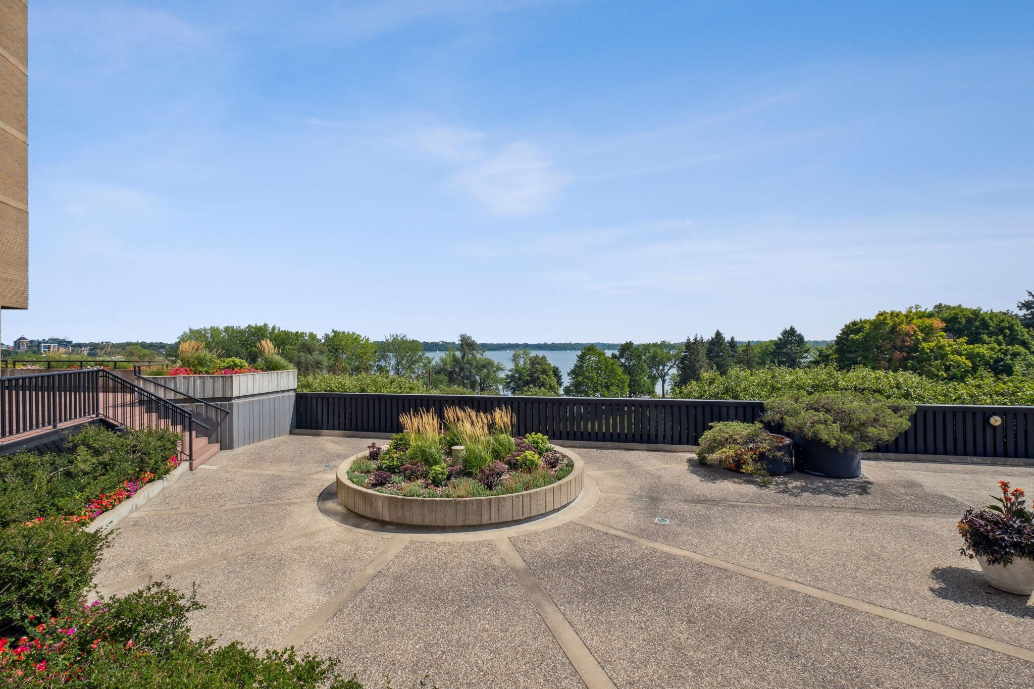 2950 Dean Parkway, Unit 2205 Minneapolis, MN 55416 - Photo 39 of 43