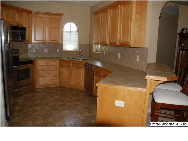 201 Queens Gate Alabaster, AL 35114 - Photo 7 of 22