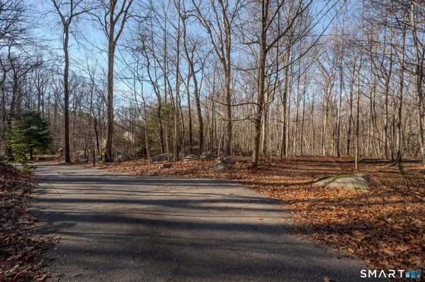 $89,900 | 82 Christy Hill Road, Ledyard, CT 06335
