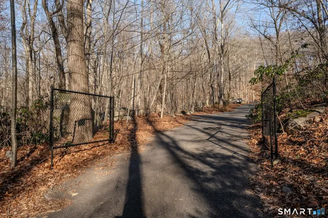 $89,900 | 82 Christy Hill Road, Ledyard, CT 06335