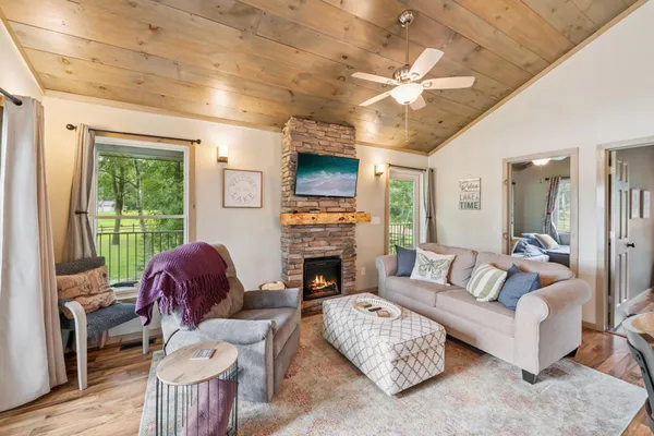 $339,900 | 19314 Highwood Shores Road, Pine City, MN 55063