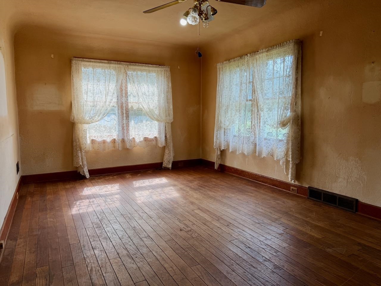 11420 Ferden Road Chesaning, MI 48616 - Photo 22 of 36