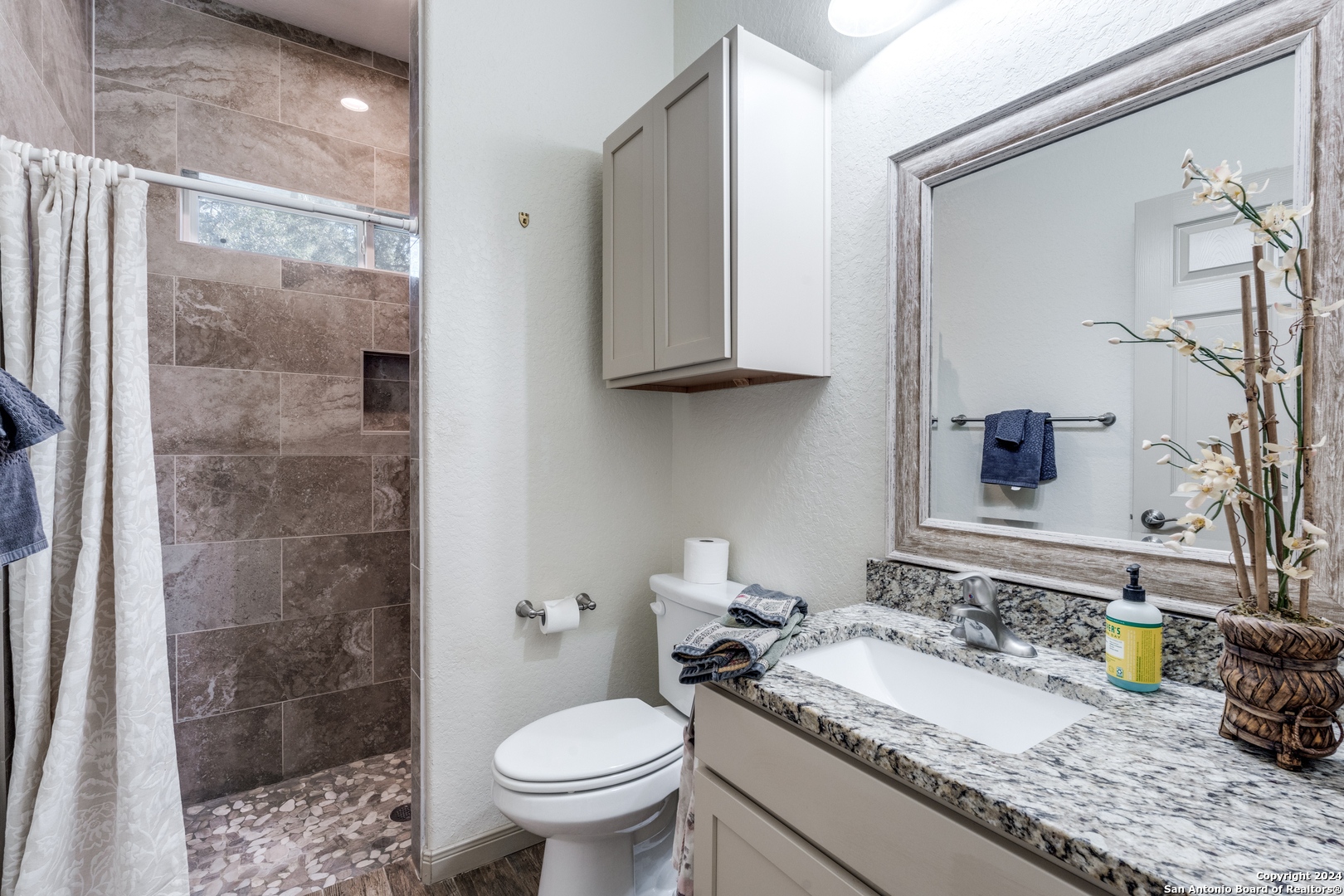 2336 Hornsby Spring Branch, TX 78070 - Photo 9 of 12 Gallery Image 9