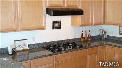13263 North Risky Drive Tucson, AZ 85755 - Photo 9 of 15