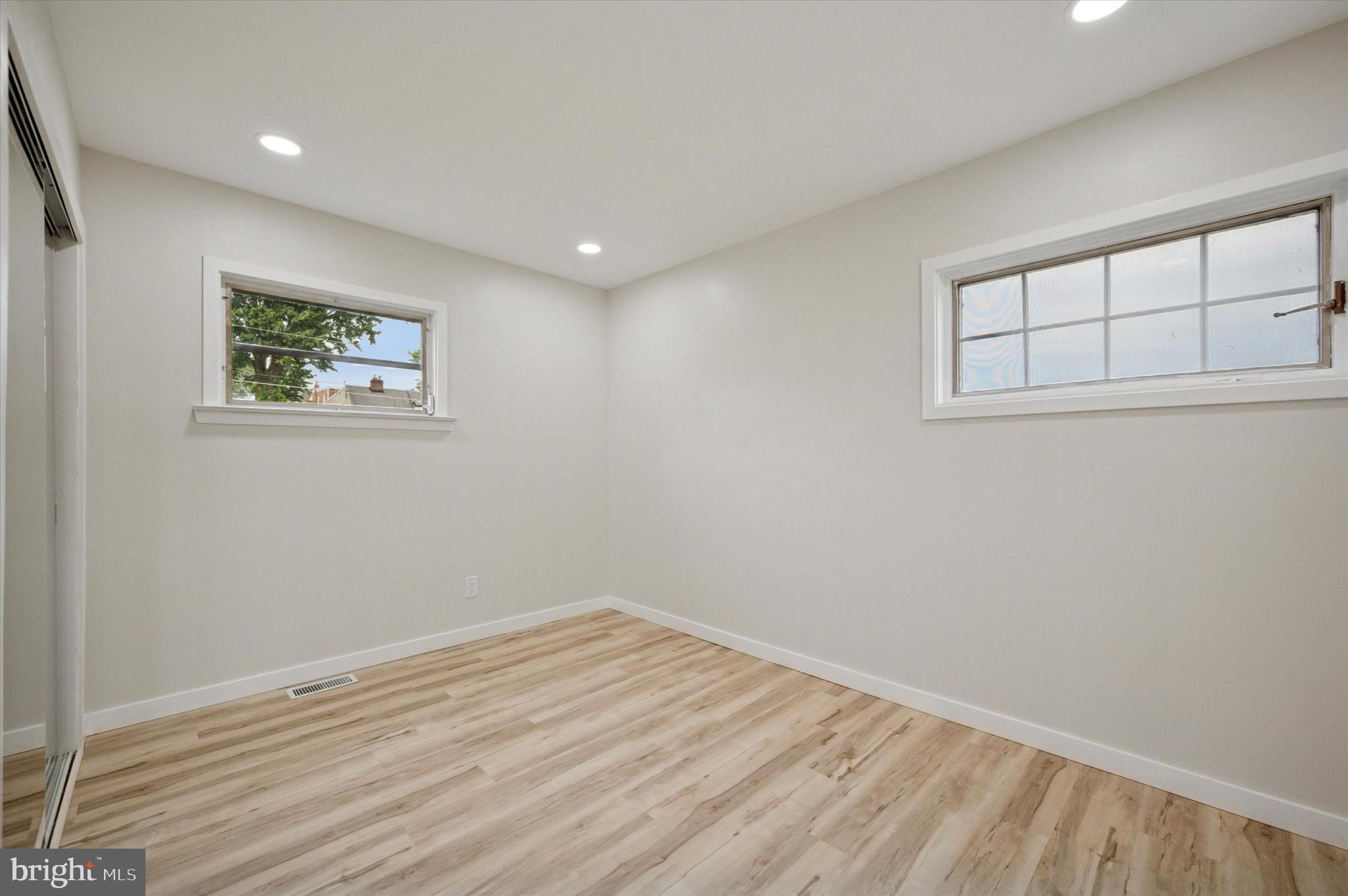 727 Sherrie Road Philadelphia, PA 19115 - Photo 9 of 15