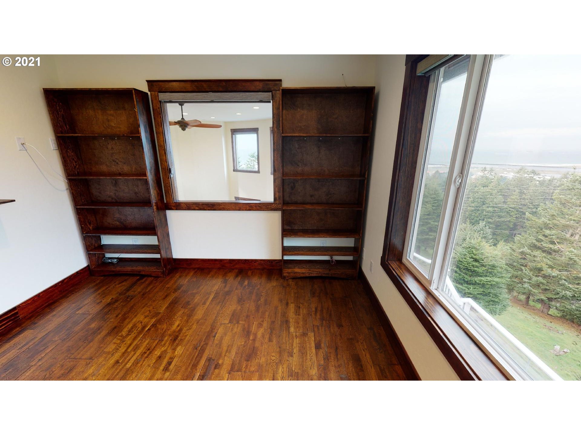 29693 Bear Mountain Road Gold Beach, OR 97444 - Photo 22 of 32 Gallery Image 22