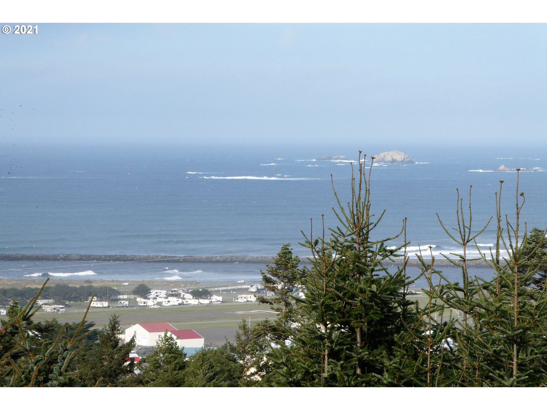 29693 Bear Mountain Road Gold Beach, OR 97444 - Photo 30 of 32 Gallery Image 30
