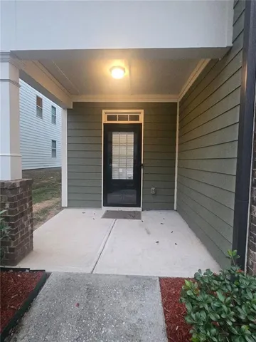 a view of backyard with small space