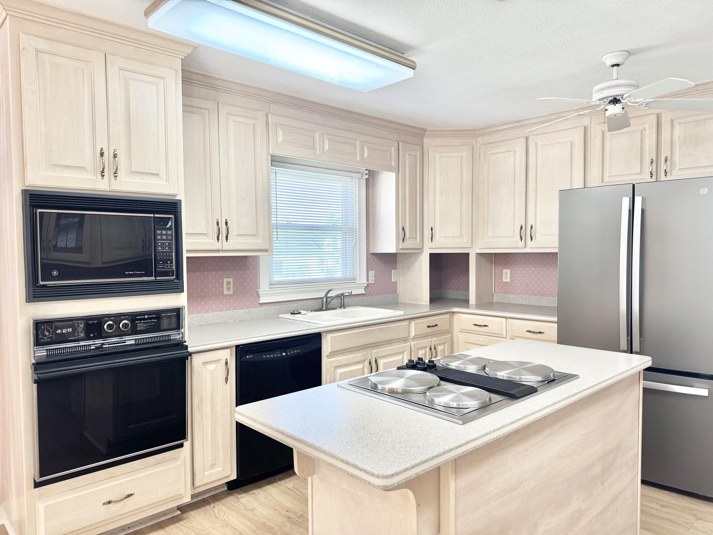 2 Meadowood Drive Northwest Rome, GA 30165 - Photo 9 of 31 IMG_2084