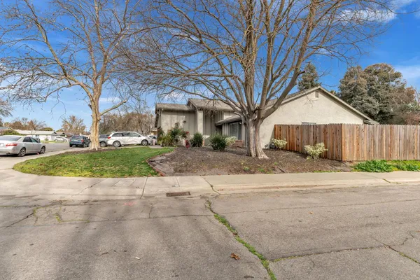 $518,000 | 3046 Bridgeford Drive, Sacramento, CA 95833