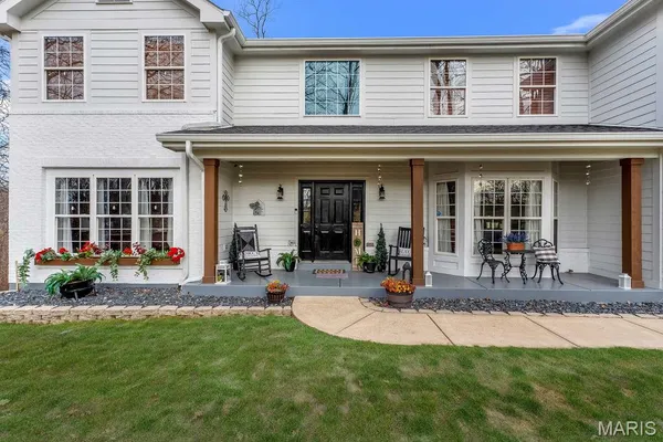 $950,000 | 50 Sunfish Drive, Defiance, MO 63341