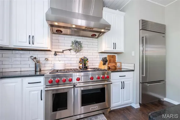 $950,000 | 50 Sunfish Drive, Defiance, MO 63341