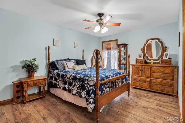 $950,000 | 50 Sunfish Drive, Defiance, MO 63341