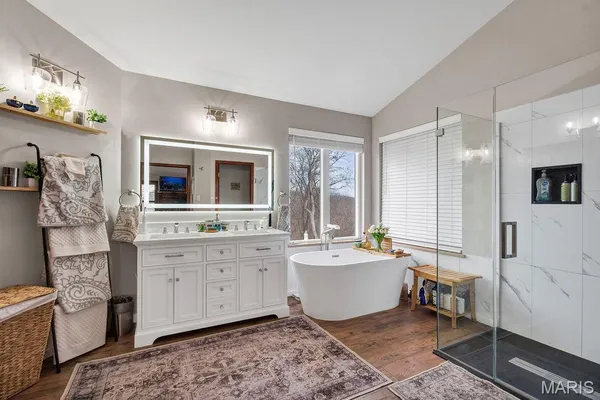 $950,000 | 50 Sunfish Drive, Defiance, MO 63341
