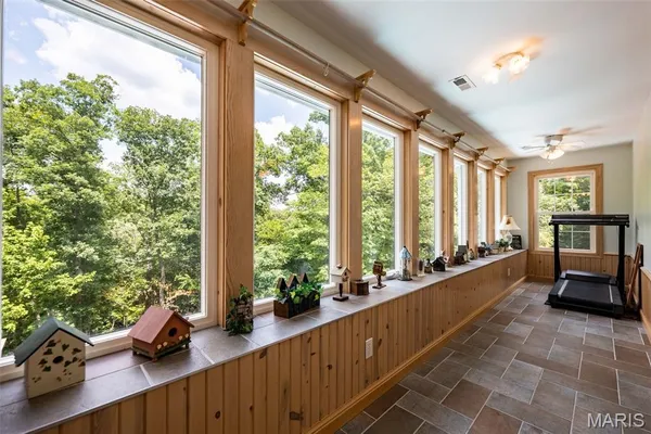 $950,000 | 50 Sunfish Drive, Defiance, MO 63341