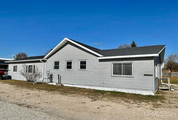 $139,000 | 5466 West 3rd Street, Hermansville, MI 49847