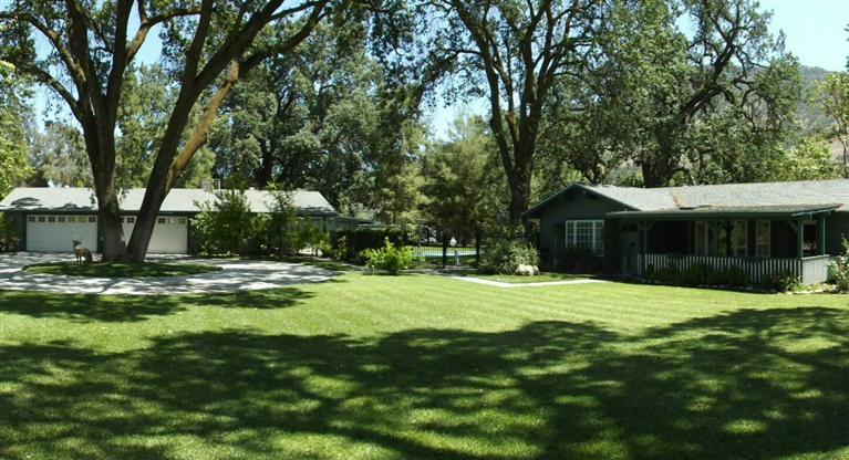 25859 East Trimmer Springs Road Sanger, CA 93657 - Photo 1 of 21 Gallery Image 1